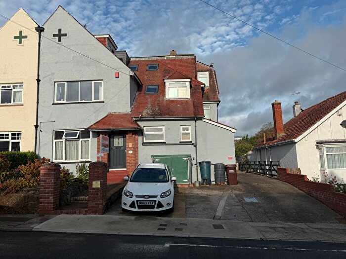 1 Bedroom Flat To Rent In Guys Cliffe, Upper Morin Road, TQ3