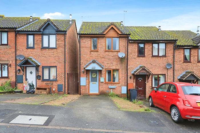 2 Bedroom End Of Terrace House For Sale In Eleanor Harrison Drive, Cookley, Kidderminster, DY10