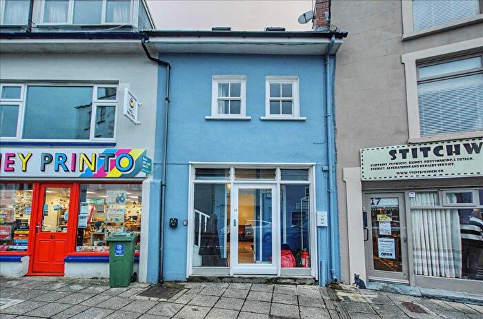 2 Bedroom Terraced House For Sale In Hill Street, Haverfordwest, SA61
