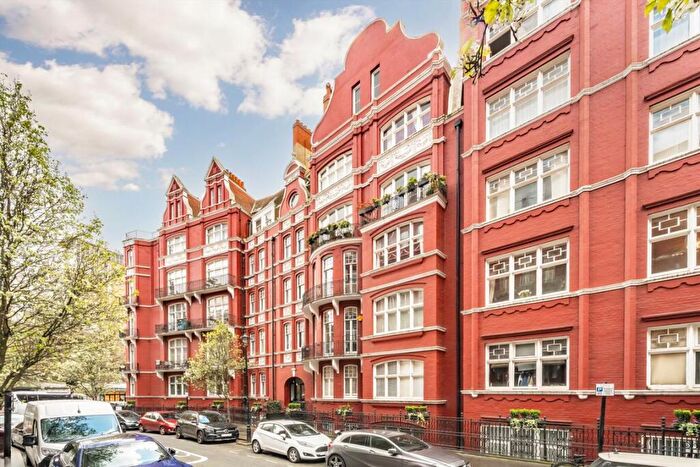 2 Bedroom Flat To Rent In Cabbell Street, London, NW1