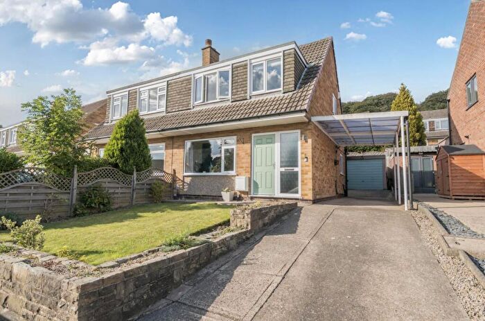 3 Bedroom Semi Detached House For Sale In Hunger Hills Drive, Horsforth, LS18