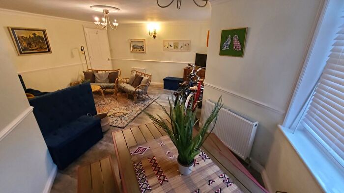2 Bedroom Flat To Rent In Durley Chine Road, Bournemouth, BH2