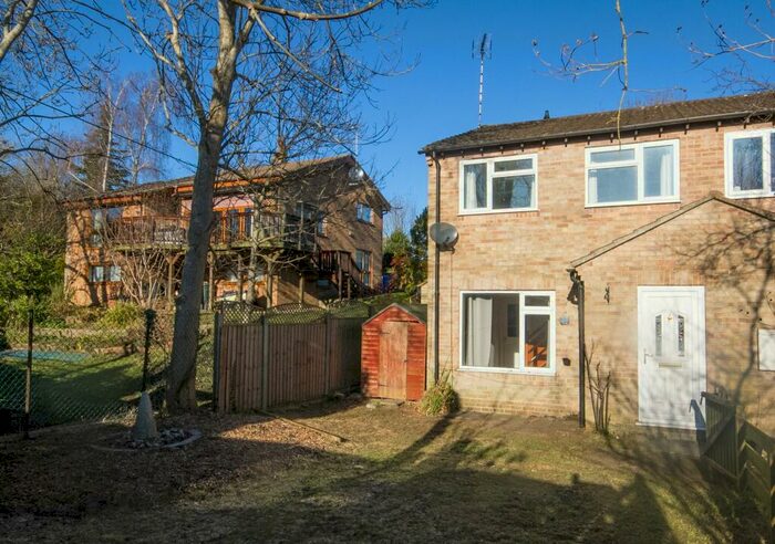 3 Bedroom Semi-Detached House For Sale In Montabaur Road, Brackley, NN13