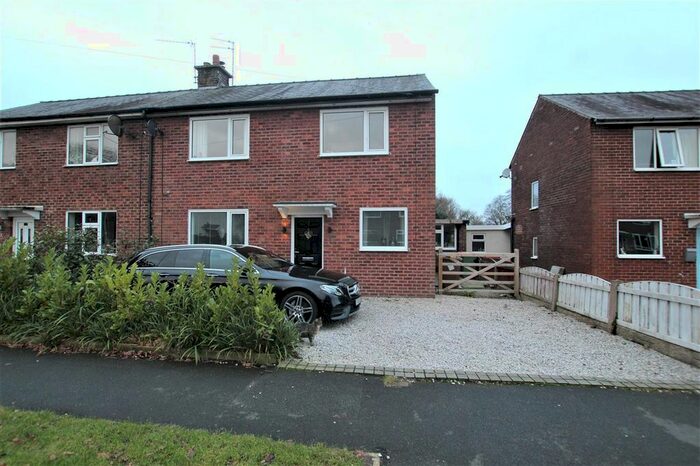 3 Bedroom Semi-Detached House To Rent In Northway, Broughton, Preston, PR3