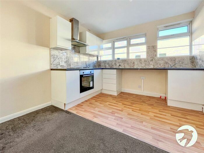 1 Bedroom Flat To Rent In Bellegrove Road, Welling, Kent DA16