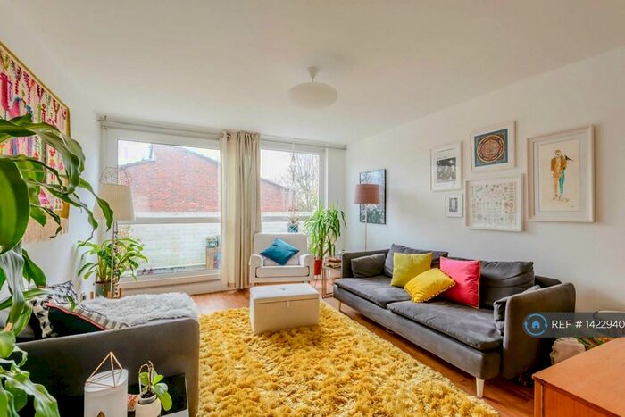 2 Bedroom Flat To Rent In St. John&rsquo;S Way, London, N19