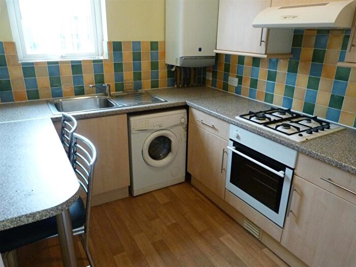 1 Bedroom Flat To Rent In Minister Street, Cathays, CF24