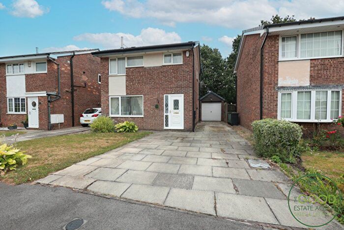 3 Bedroom Detached House For Sale In Levensgarth Avenue, Preston, PR2
