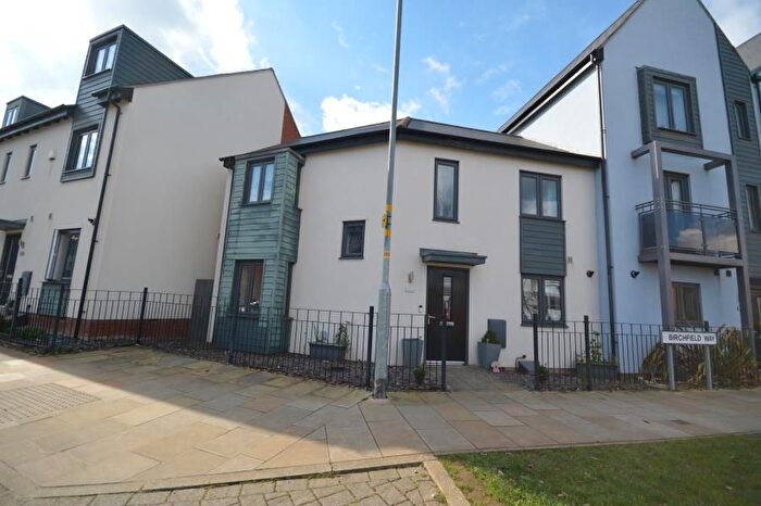3 Bedroom End Of Terrace House To Rent In Birchfield Way, Telford, TF3