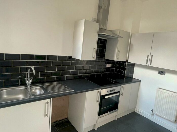 2 Bedroom House To Rent In Tottington Road, Bury, BL8