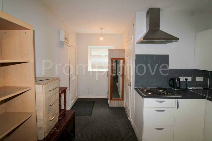 Studio To Rent In Leagrave Road Luton, LU4