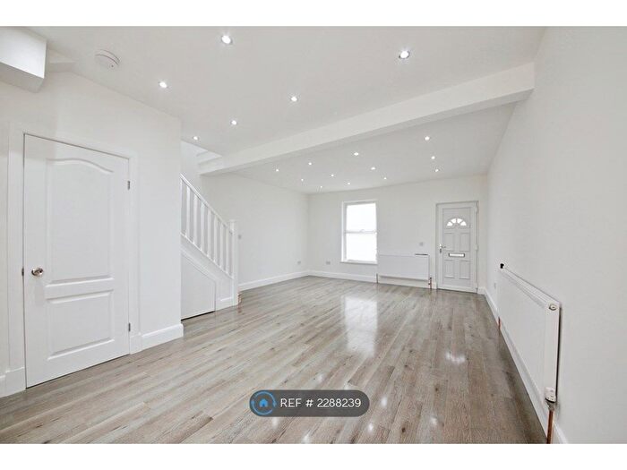 4 Bedroom Terraced House To Rent In Nightingale Road, London, N22