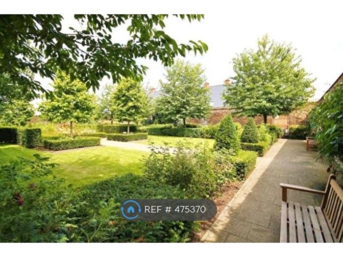 2 Bedroom Flat To Rent In Holford Way, South West London, SW15