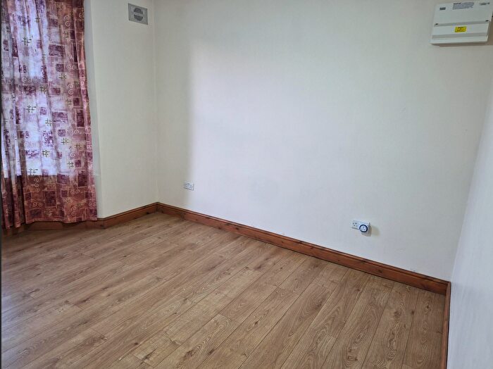 1 Bedroom Flat To Rent In Lichfield Road, Rushall, Walsall, WS4