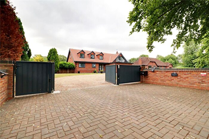 5 Bedroom Detached House For Sale In Cadney Road, Brigg, Lincolnshire, DN20