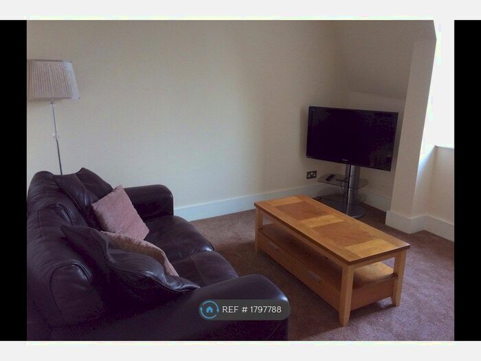 1 Bedroom Flat To Rent In Brighton Place, Aberdeen, AB10