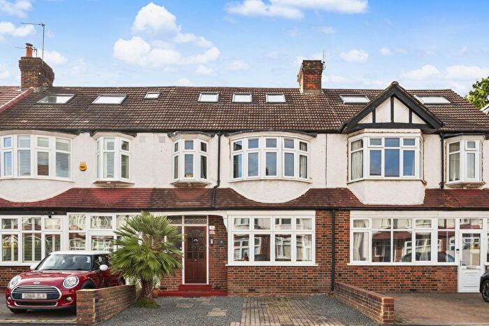 4 Bedroom Terraced House For Sale In Meadow Close, London, SW20