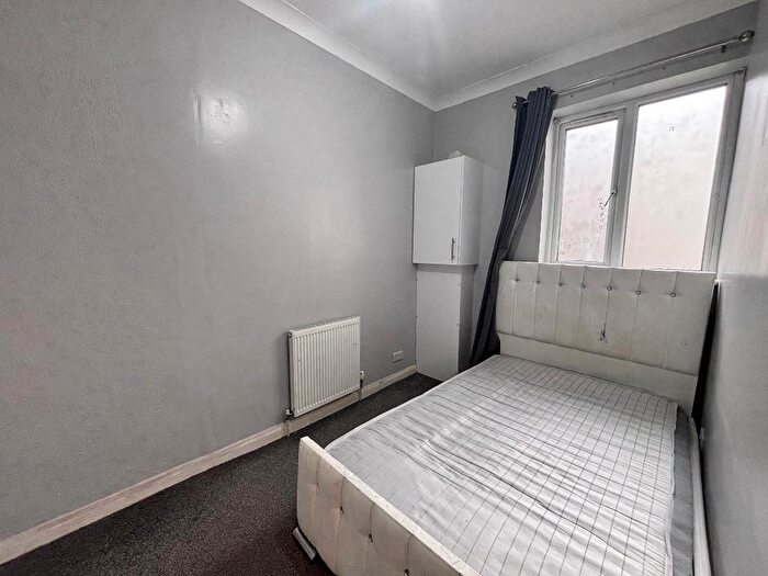 2 Bedroom Apartment To Rent In Upper Lewes Road, Brighton, BN2