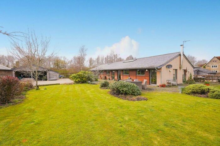 4 Bedroom Barn Conversion For Sale In Cumnor Road, Farmoor, Oxford, OX2