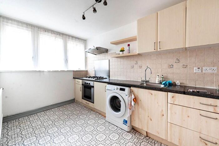 1 Bedroom Flat For Sale In Queensgate Place, West Hampstead, London, NW6
