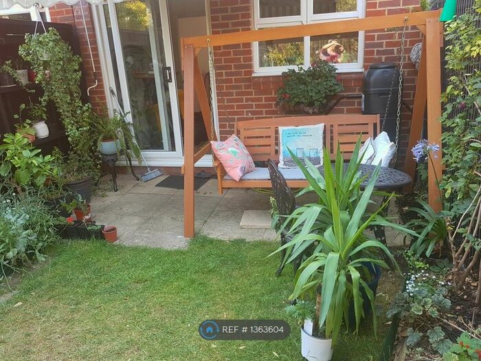 1 Bedroom Terraced House To Rent In Ware Point Drive, London, SE28