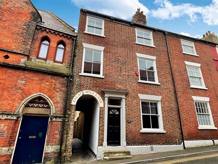 5 Bedroom End Terrace House For Sale In St. Sepulchre Street, Scarborough, YO11