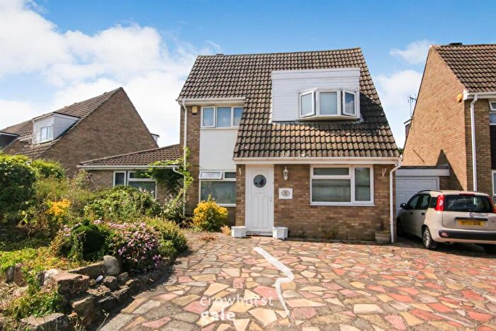 3 Bedroom Link Detached House For Sale In Norton Leys, Hillside, Rugby, CV22