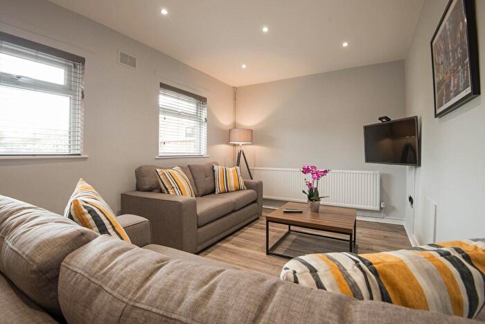 4 Bedroom Semi Detached House To Rent In Scott Drive, Ormskirk, L39