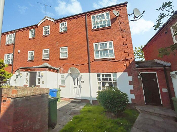 1 Bedroom Apartment For Sale In Victoria Mews, Blyth, NE24
