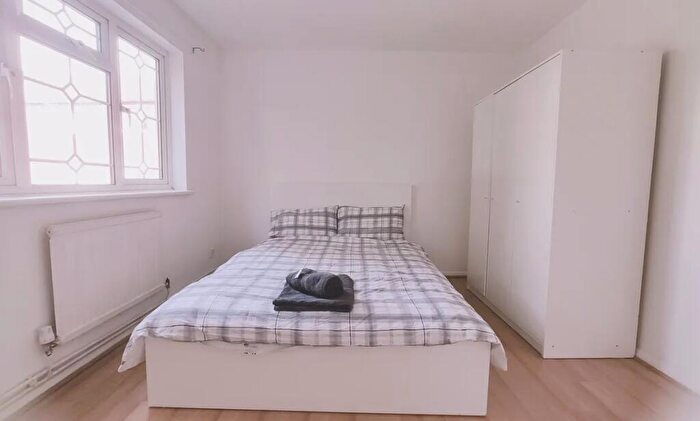 6 Bedroom House To Rent In Old Montague Street, London, E1