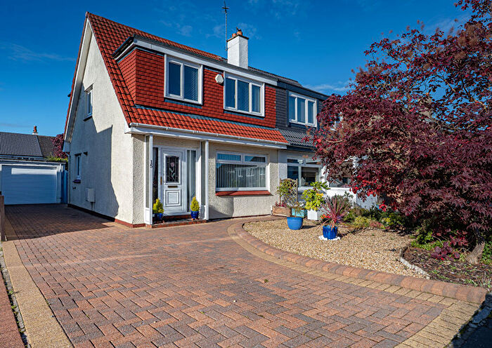 3 Bedroom Semi-Detached House For Sale In Abbotsford, Bishopbriggs, Glasgow, G64