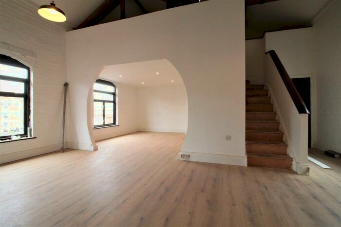 2 Bedroom Apartment To Rent In Tennial Wharf, Ludgate Hill, St Pauls Square, B3