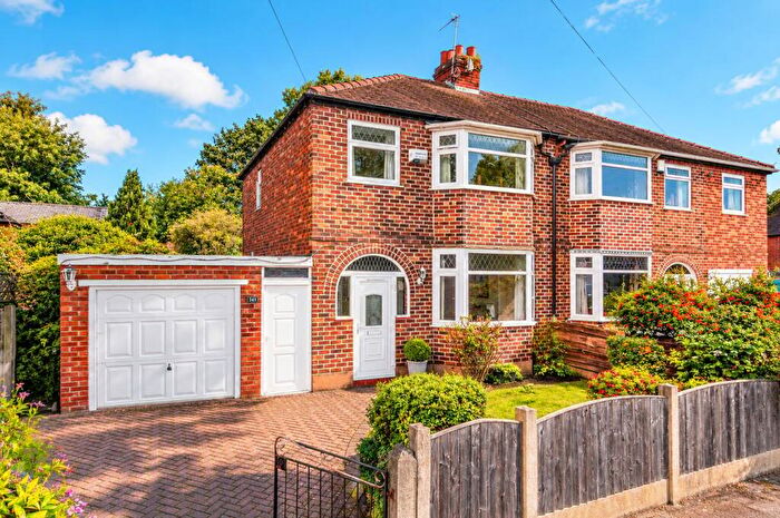 3 Bedroom Semi Detached House For Sale In Ambleside Road, Flixton, Manchester, M41