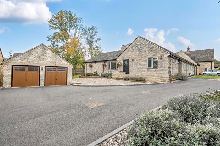 4 Bedroom Detached Bungalow For Sale In Main Street, Long Compton, Shipston-On-Stour, CV36