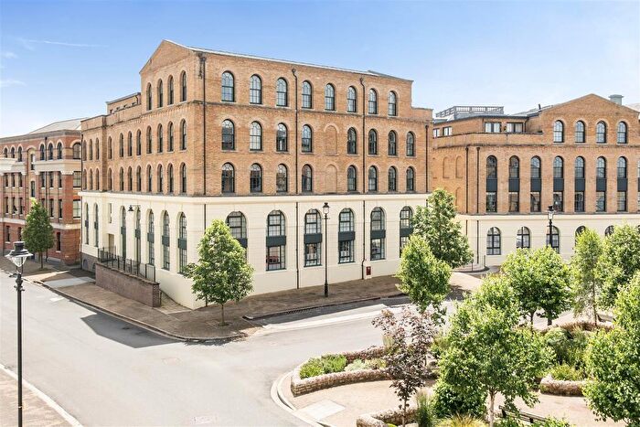 3 Bedroom Flat For Sale In Hamslade Street, Poundbury, Dorchester, DT1