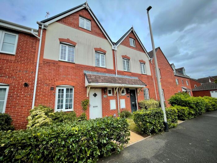 3 Bedroom House To Rent In Bryce Drive, Bromborough, Wirral, CH62
