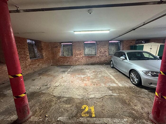 2 Bedroom Flat For Sale In King Street, Leicester, LE1
