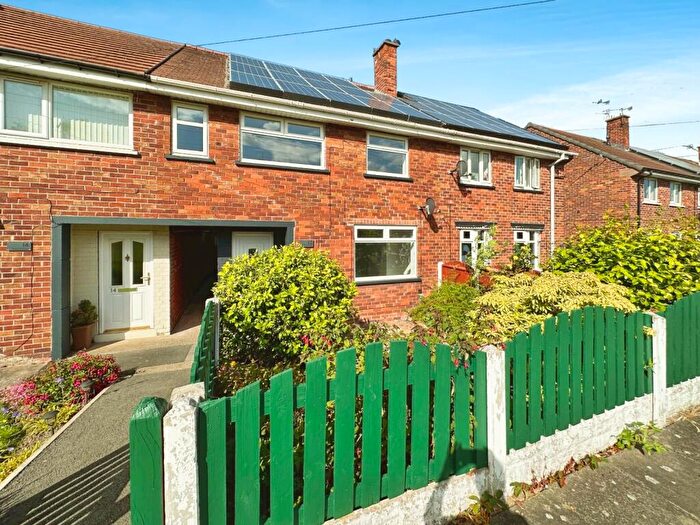 3 Bedroom Terraced House To Rent In Fox Close, Rotherham, South Yorkshire, S61