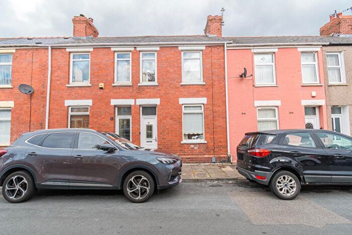 3 Bedroom Terraced House For Sale In Dunraven Street, Barry, CF62