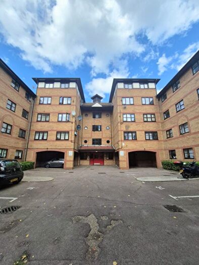 1 Bedroom Flat For Sale In Somerset Gardens, N17
