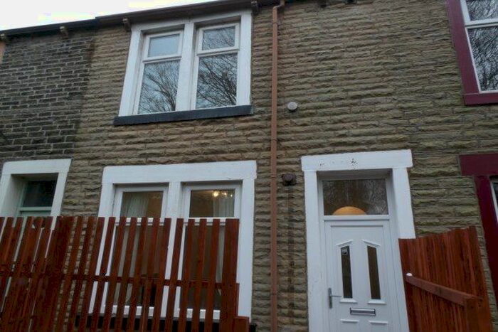 2 Bedroom Property To Rent In King Street Terrace, Nelson, BB9