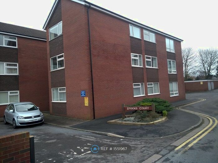 2 Bedroom Flat To Rent In Queens Square, Poulton-Le-Fylde, FY6