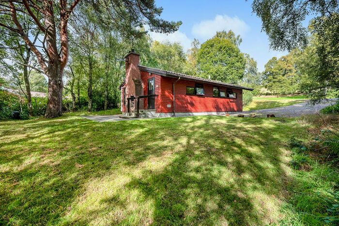 2 Bedroom Cottage For Sale In Dunsmore Lodges, Beauly, Highland, IV4