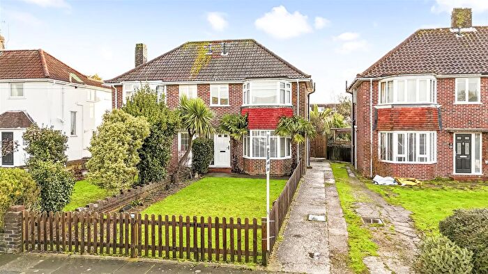 3 Bedroom Semi Detached House For Sale In Ringmer Road, Worthing, BN13