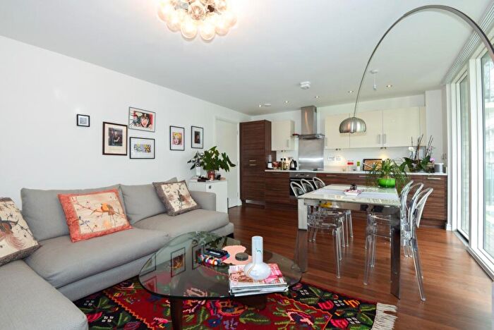 1 Bedroom Flat To Rent In Albany Road Camberwell, SE5