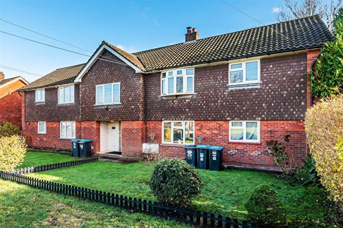 2 Bedroom Flat For Sale In The Square, Tatsfield, TN16