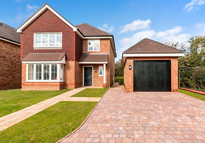 4 Bedroom Detached House For Sale In Coldharbour Road, Upper Dicker, BN27