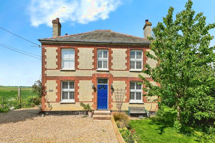 4 Bedroom Character Property For Sale In West Head Road, Stow Bridge, King's Lynn, PE34