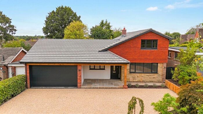 5 Bedroom Detached House For Sale In Birch Drive, Billingshurst, RH14