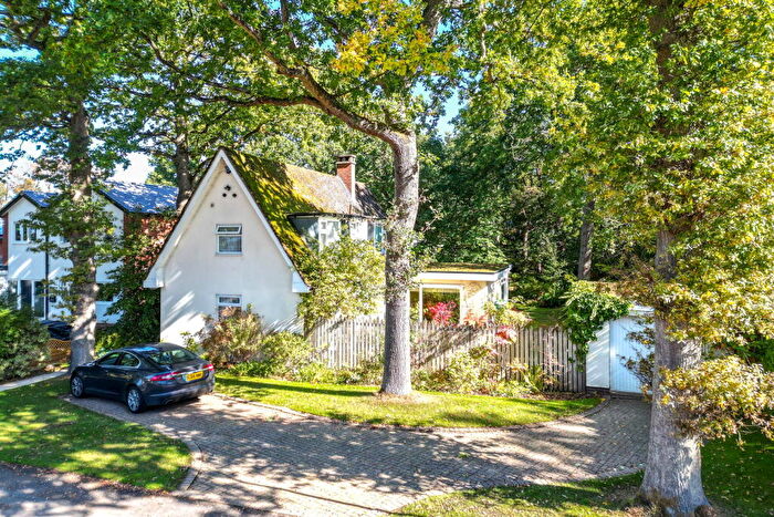 4 Bedroom Detached House For Sale In Woodside Way, Solihull, B91